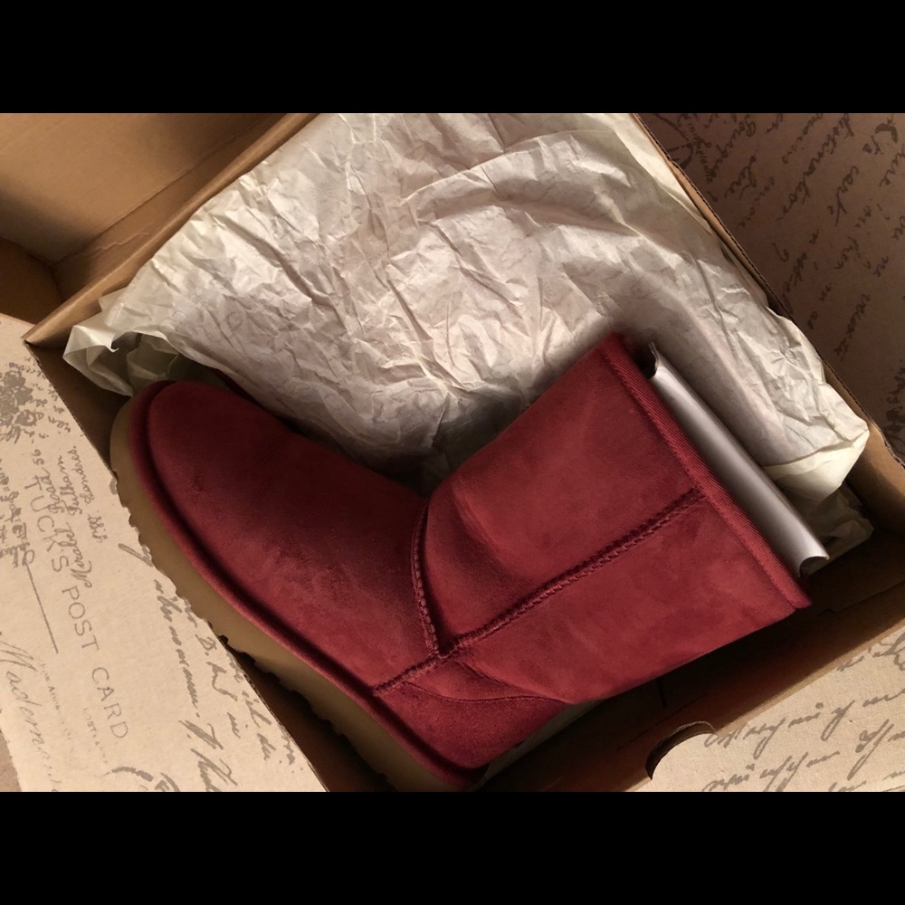 Ugg Classic Short II